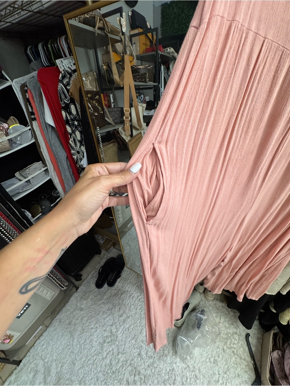 Relaxed Pink Sleeveless Wide-Leg Jumpsuit - Picture 3 of 6
